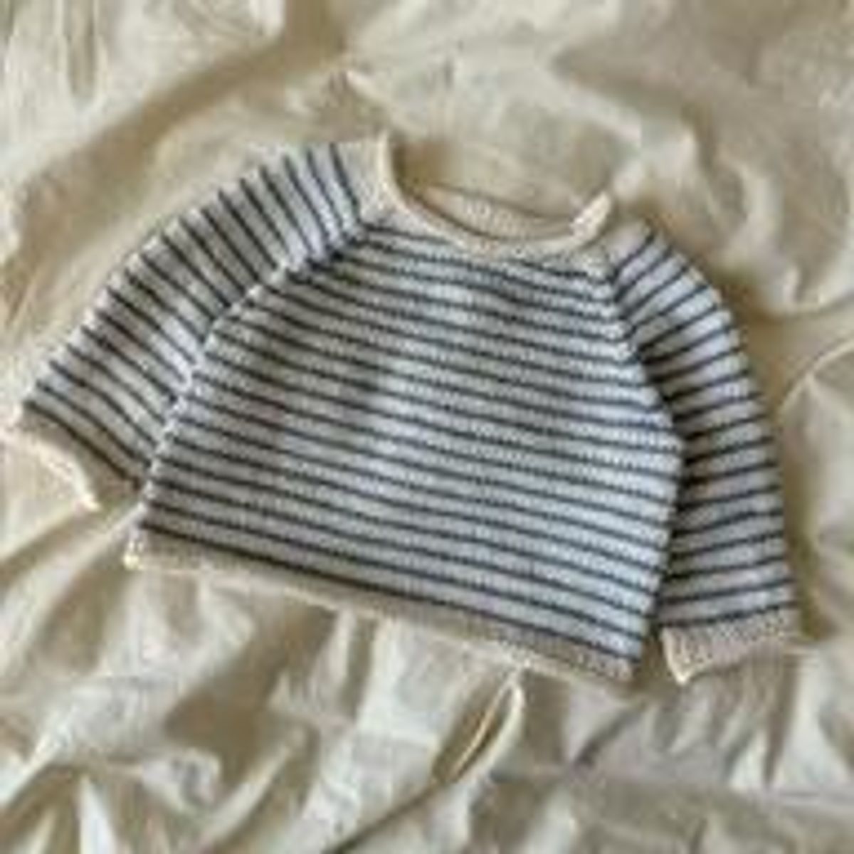 Mønster Frankie sweater baby Petiteknit