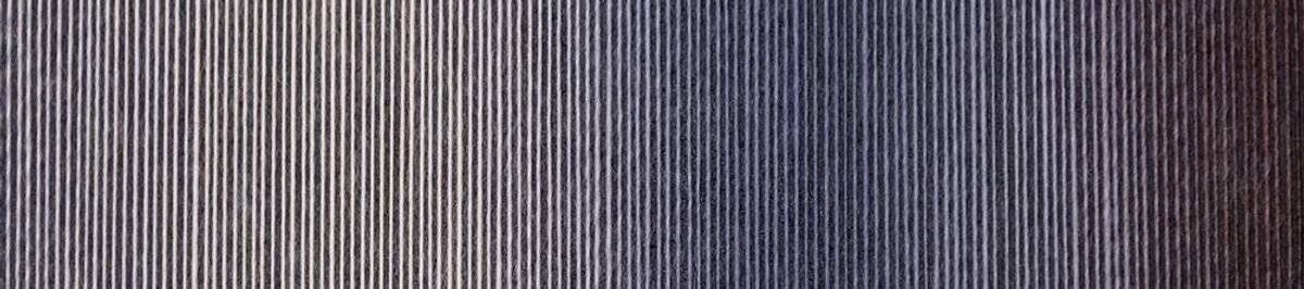 2398 on the shelf Zauberball laceflower garn